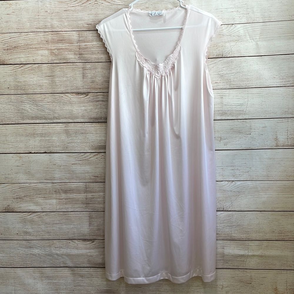 VINTAGE VANITY FAIR GOWN AND ROBE SET IN PINK